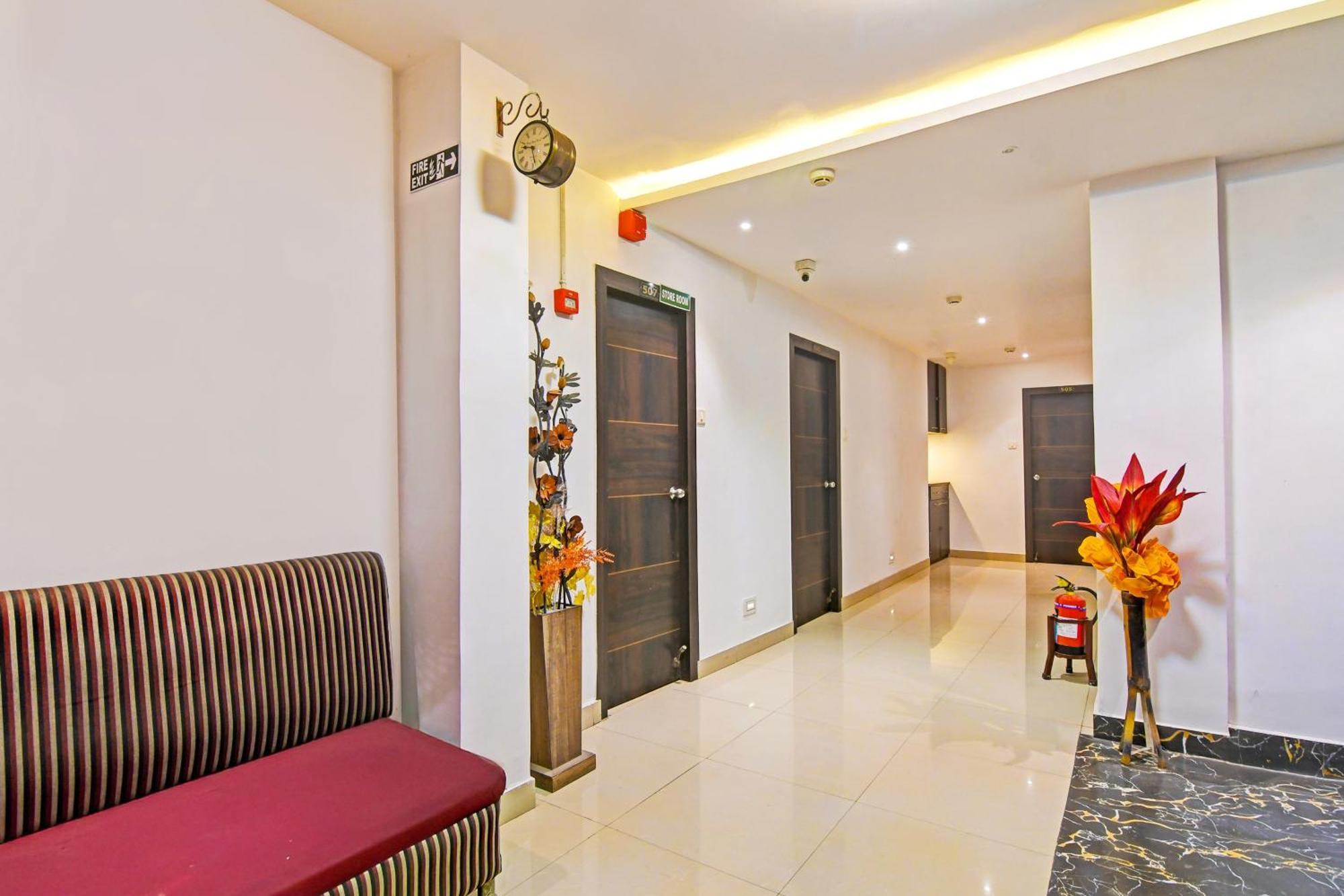 Super Hotel O Baguiati Nager Bazaar エクステリア 写真
