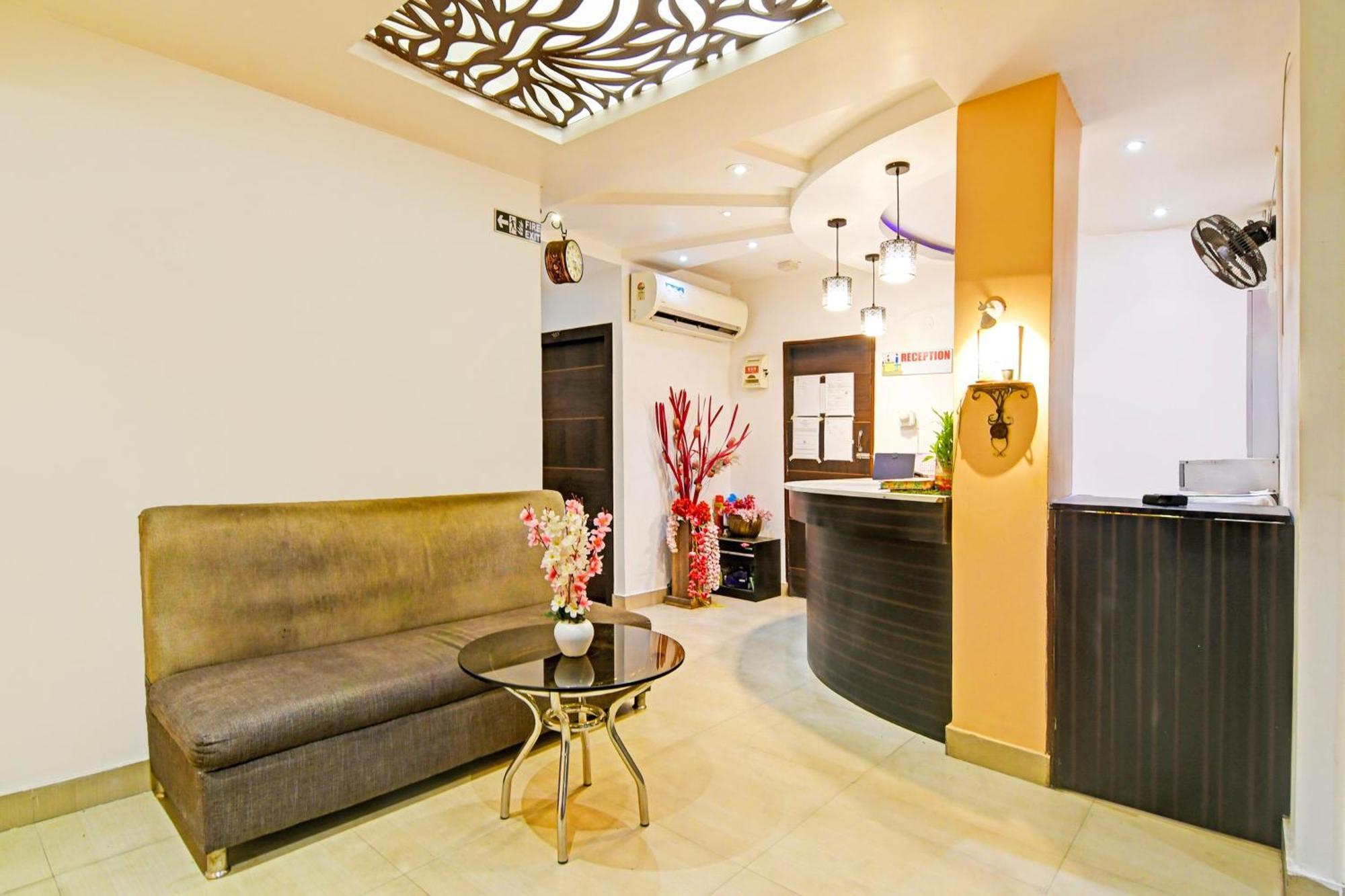 Super Hotel O Baguiati Nager Bazaar エクステリア 写真